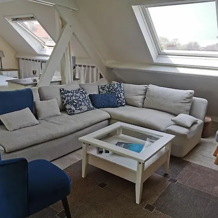 La Belvilloise , Maison 6 Personnes Avec Jardin Terrasse Et Proche