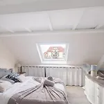 Casa vacanze La Belvilloise , Maison 6 Personnes Avec Jardin Terrasse Et Proche