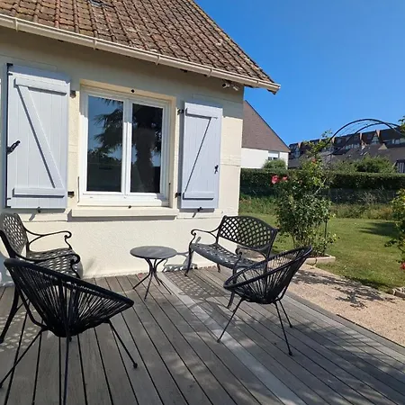 Casa vacanze La Belvilloise , Maison 6 Personnes Avec Jardin Terrasse Et Proche *