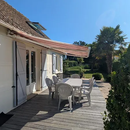 La Belvilloise , Maison 6 Personnes Avec Jardin Terrasse Et Proche Dom wakacyjny