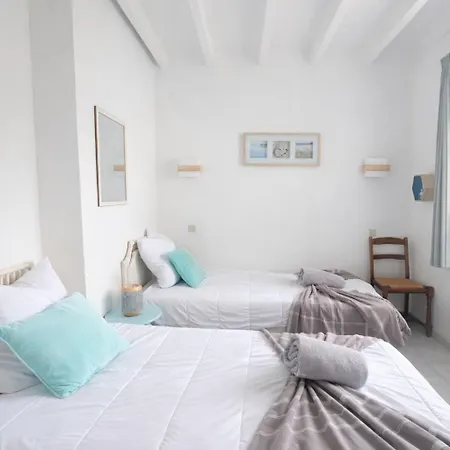 La Belvilloise , Maison 6 Personnes Avec Jardin Terrasse Et Proche
