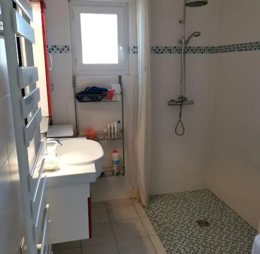 Dom wakacyjny La Belvilloise , Maison 6 Personnes Avec Jardin Terrasse Et Proche Villers-sur-Mer