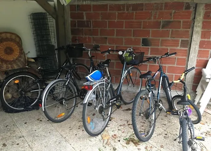 La Belvilloise , Maison 6 Personnes Avec Jardin Terrasse Et Proche Dom wakacyjny *