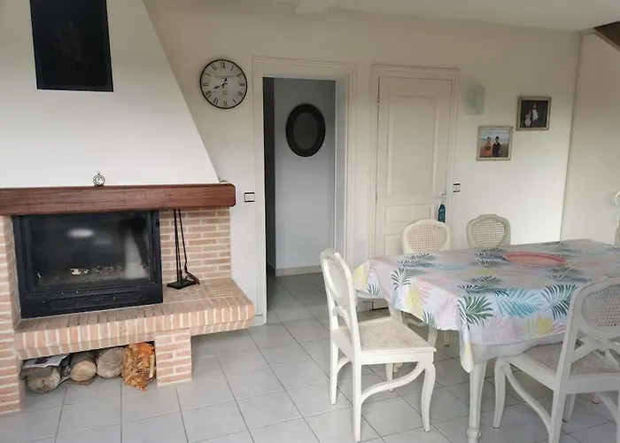 Dom wakacyjny La Belvilloise , Maison 6 Personnes Avec Jardin Terrasse Et Proche Villers-sur-Mer