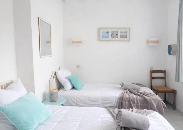 La Belvilloise , Maison 6 Personnes Avec Jardin Terrasse Et Proche