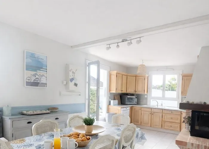 La Belvilloise , Maison 6 Personnes Avec Jardin Terrasse Et Proche *