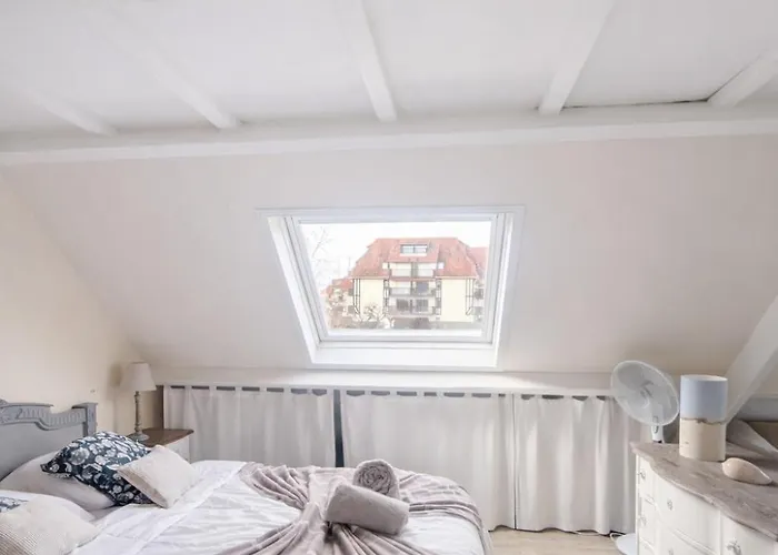 Casa vacanze La Belvilloise , Maison 6 Personnes Avec Jardin Terrasse Et Proche